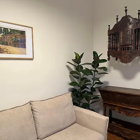 Charmante Petite Maison Avec Vue Panoramique, En Centre Historique, Proche D'Avignon, Ancienne, Renovee, Climatisee, Terrasse, Parking Public Gratuit Villeneuve-lès-Avignon Exterior foto