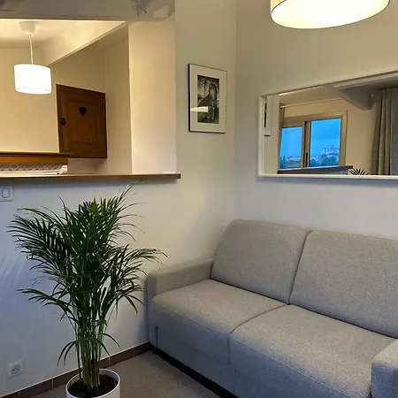 Charmante Petite Maison Avec Vue Panoramique, En Centre Historique, Proche D'Avignon, Ancienne, Renovee, Climatisee, Terrasse, Parking Public Gratuit Villeneuve-lès-Avignon Exterior foto